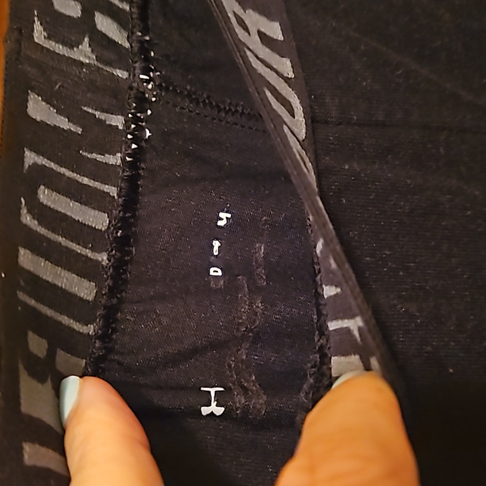 Under Armour Cropped Legging, M - Picture 2 of 3